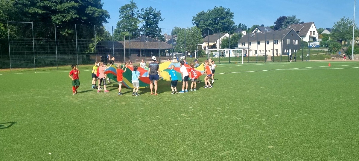 Bild: Schwungtuchspiele