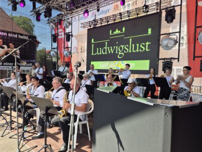 2025 Lindenfest Lulu Bigband der MS SW (8) 