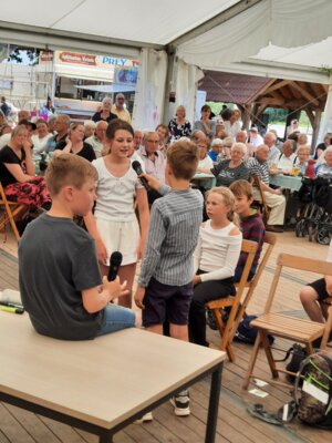 Sch&uuml;tzenfest  (Bild vergr&ouml;&szlig;ern)