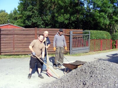 7,5t Schotter wollen verladen werden 