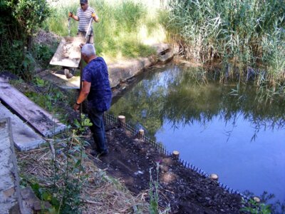 Schotter wird zur Verf&uuml;llung genutzt 