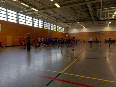 Foto des Albums: Basketball Grundschulmeisterschaft