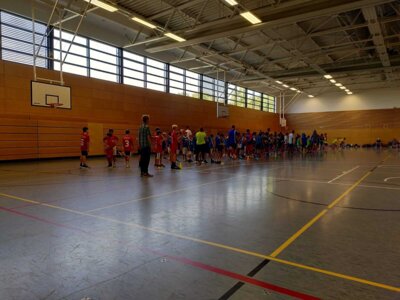 Foto des Albums: Basketball Grundschulmeisterschaft