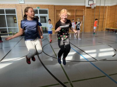 Foto des Albums: 2025 Skipping Hearts