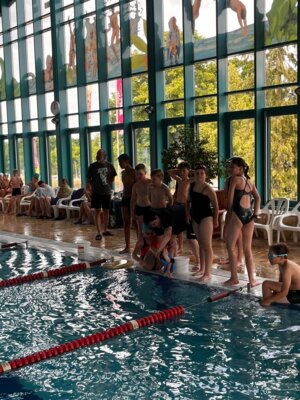 Foto des Albums: Wasser-Wettkampf zwischen Bauhaus- und Spreeschule – ein spritziges Erlebnis!