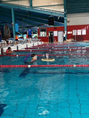Foto des Albums: Wasser-Wettkampf zwischen Bauhaus- und Spreeschule – ein spritziges Erlebnis!