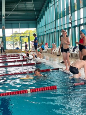 Foto des Albums: Wasser-Wettkampf zwischen Bauhaus- und Spreeschule – ein spritziges Erlebnis!