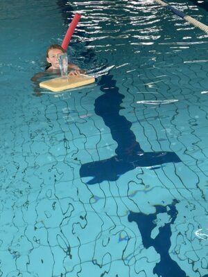 Foto des Albums: Wasser-Wettkampf zwischen Bauhaus- und Spreeschule – ein spritziges Erlebnis!