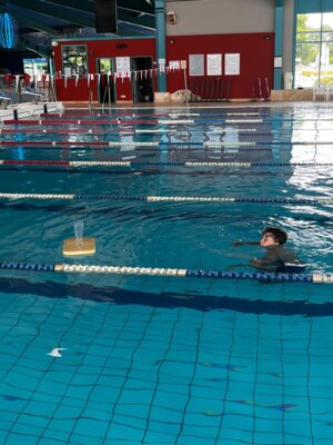 Foto des Albums: Wasser-Wettkampf zwischen Bauhaus- und Spreeschule – ein spritziges Erlebnis!