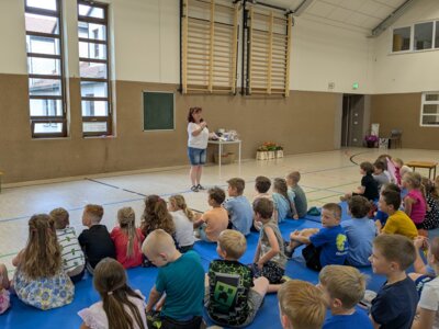 Foto des Albums: Bewegende Momente zum Schuljahresabschluss