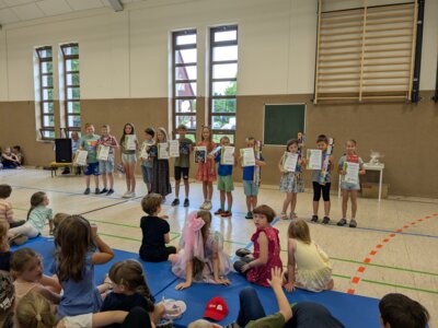 Ausgezeichnete Sch&uuml;ler Kl. 1 bis 4 