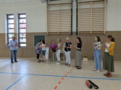 Foto des Albums: Bewegende Momente zum Schuljahresabschluss