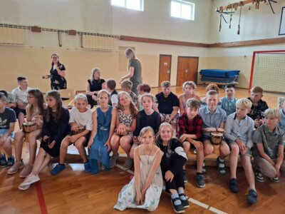 Foto des Albums: Verabschiedung der Klasse 4