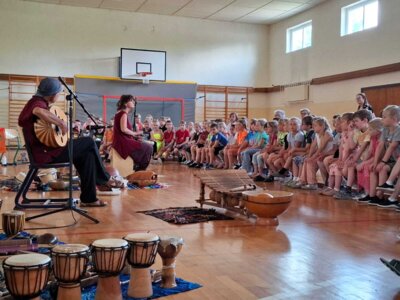 Foto des Albums: Verabschiedung der Klasse 4