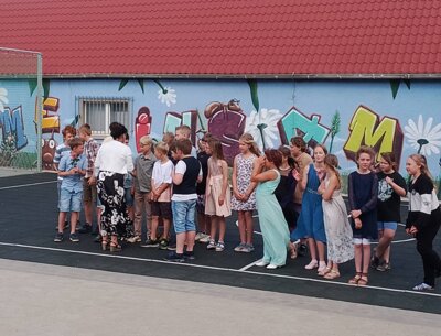 Foto des Albums: Verabschiedung der Klasse 4