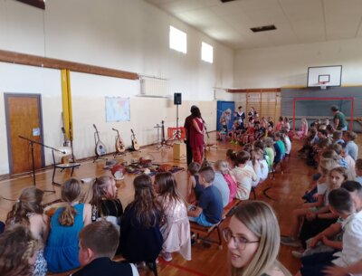Foto des Albums: Verabschiedung der Klasse 4