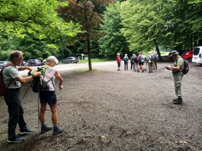 Start an der Kreuzsteinquelle  (Bild vergr&ouml;&szlig;ern)