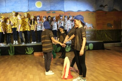 Foto des Albums: Musicalaufführung 1 Tuishi pamoja Juni 2025