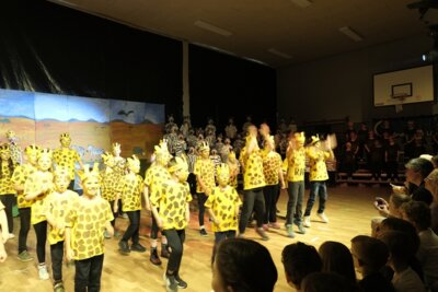 Foto des Albums: Musicalaufführung 1 Tuishi pamoja Juni 2025