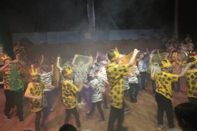 Foto des Albums: Musicalaufführung 1 Tuishi pamoja Juni 2025
