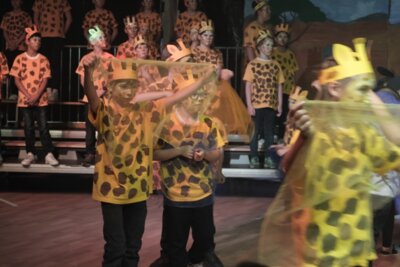 Foto des Albums: Musicalaufführung 1 Tuishi pamoja Juni 2025