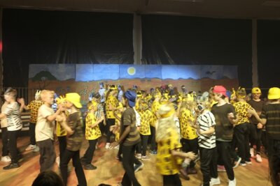 Foto des Albums: Musicalaufführung 1 Tuishi pamoja Juni 2025