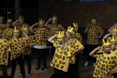 Foto des Albums: Musicalaufführung 2 Tuishi pamoja Juni 2025