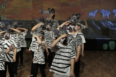 Foto des Albums: Musicalaufführung 2 Tuishi pamoja Juni 2025