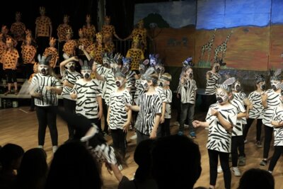 Foto des Albums: Musicalaufführung 2 Tuishi pamoja Juni 2025