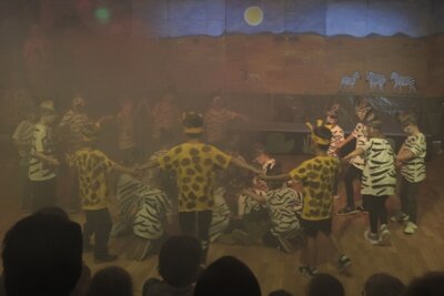 Foto des Albums: Musicalaufführung 2 Tuishi pamoja Juni 2025