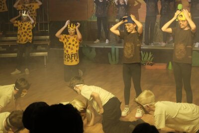 Foto des Albums: Musicalaufführung 2 Tuishi pamoja Juni 2025