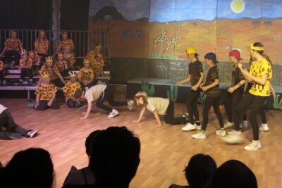 Foto des Albums: Musicalaufführung 2 Tuishi pamoja Juni 2025