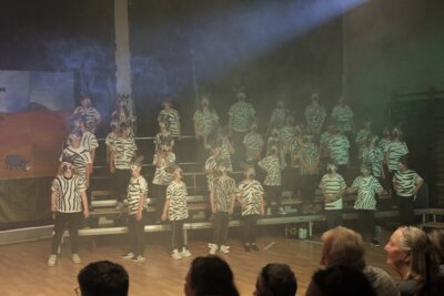 Foto des Albums: Musicalaufführung 2 Tuishi pamoja Juni 2025