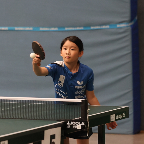 Bild: Jing Zhou wird Zweite bei den Mädchen 11 und Zehnte bei den Mädchen 13