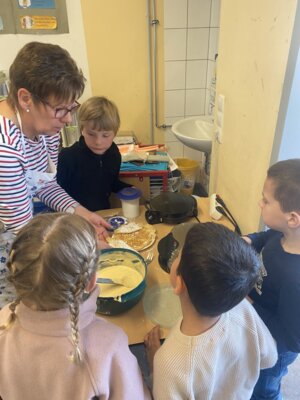 Foto des Albums: Waffelbacken bei den Eulen
