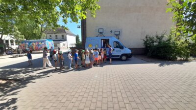 Foto des Albums: Eiswagen und Wasserspiele
