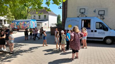 Foto des Albums: Eiswagen und Wasserspiele