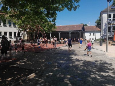 Foto des Albums: Eiswagen und Wasserspiele
