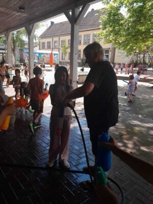 Foto des Albums: Eiswagen und Wasserspiele