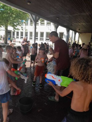 Foto des Albums: Eiswagen und Wasserspiele