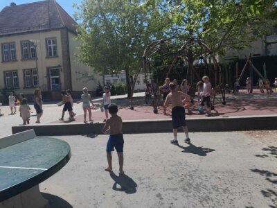Foto des Albums: Eiswagen und Wasserspiele