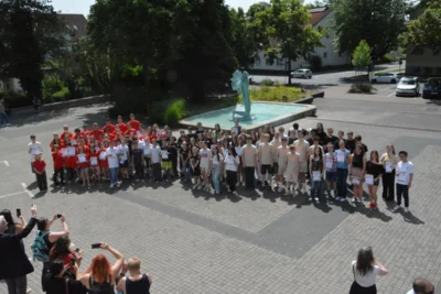 2025 MINT Gruppenbild m  (Bild vergr&ouml;&szlig;ern)