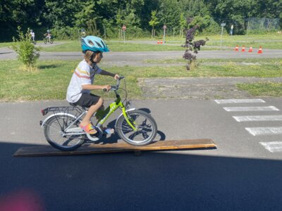 Foto des Albums: Verkehrsgarten Klasse 2b