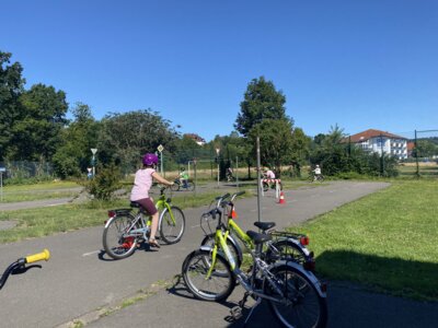 Foto des Albums: Verkehrsgarten Klasse 2b