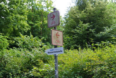 KNEIPP  Wassertretstelle  (Bild vergr&ouml;&szlig;ern)