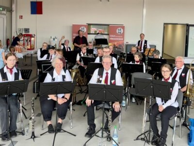 Foto des Albums: Musik für die Freiwillige Feuerwehr Hechthausen