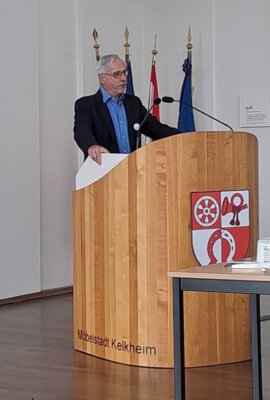 Foto des Albums: Preisverleihung MINT-Spitzen am 4.6.2024 im Rathaus Kelkheim