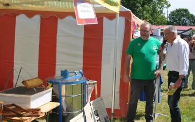 Imkerverein Genthin und Umgebung e.V.  (Bild vergr&ouml;&szlig;ern)