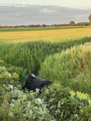 Foto des Albums: Einsatz TH - Sicherung/Bergung eines Pkw nach VU