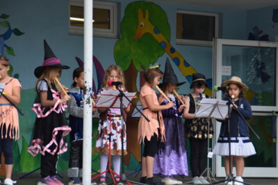 Foto des Albums: Schuljahresabschlussfeier - Bilder des ersten Teils